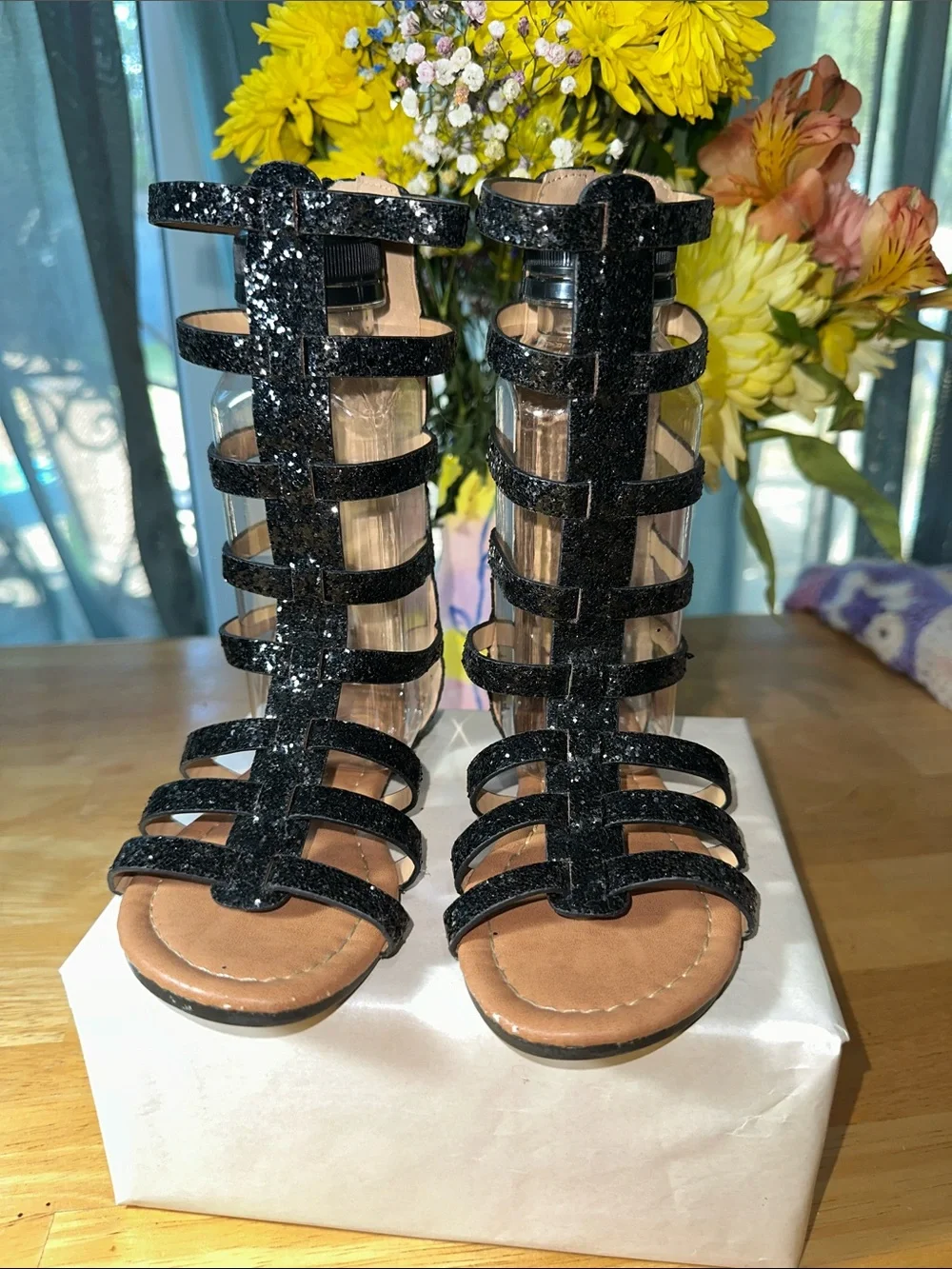 🤩Black Glitter Strappy Gladiator Sandals for Kids - Sparkle Finish. 🎁3